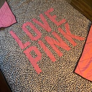 Victoria’s Secret PINK Xtra-Long Bed Spread